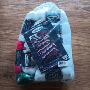 Herrschners Christmas Lacy Ripple Afghan Crochet Kit 2ply Complete 202139 NOS
